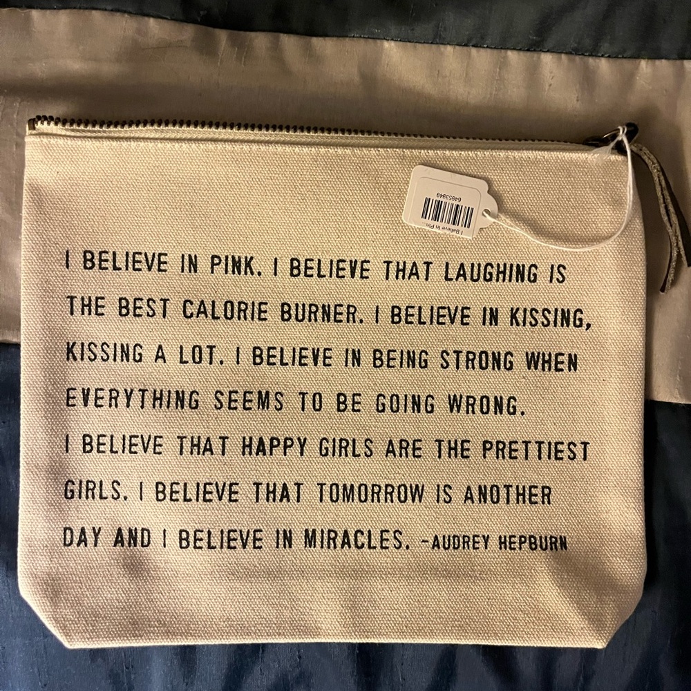 Source Unknown Cream and Black Cosmetic Bag